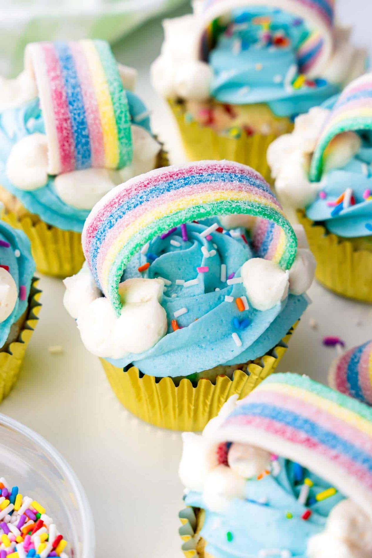 decoration of cupcakes Niche Utama Home Rainbow Cupcakes
